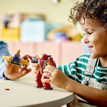 Конструктор LEGO Super Heroes Marvel Халкбастер Залізної Людини проти Таноса, 66 деталей (76263) - Pampik - 9
