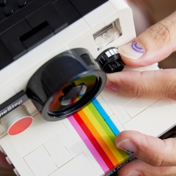 Конструктор LEGO Ideas Фотоапарат Polaroid OneStep SX-70, 516 деталей (21345) - Pampik - 5