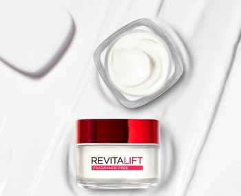 Денний зволожувальний крем-догляд L'Oreal Paris Revitalift для розгладження шкіри обличчя та проти зморщок, 50 мл (AA271500) - Pampik - 7