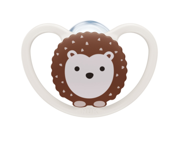 Пустышка силиконовая NUK Space Ежик, ортодонтическая, 0-6 мес, белый (3952487) - Pampik