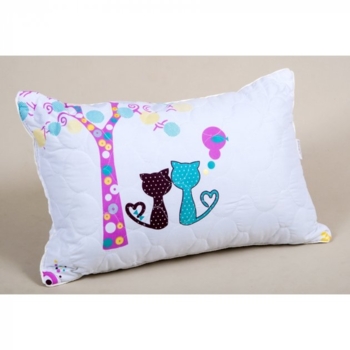 Дитяча подушка Lotus Kitty, 60х40 см, різнобарв`я (2000022092937) - Pampik