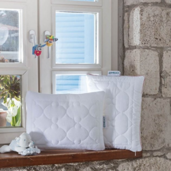 Дитяча подушка Othello Nuova антиалергенна, 45х35 см, білий (2000022193092) - Pampik - 4