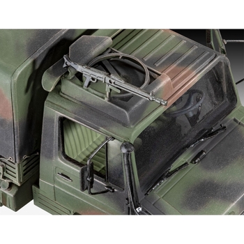 Сборная модель Revell Грузовик Unimog 2T milgl, уровень 5, масштаб 1:35, 190 деталей (RVL-03337) - Pampik - 7