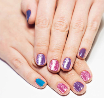 Дитячий набір для манікюру Clementoni Sparkling Nails Crazy Chic (15179) - Pampik - 3