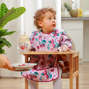 Нагрудник з довгим рукавом BabyOno Квіточки, від 2 років, 85x42 см (1476/01) - Pampik - 5