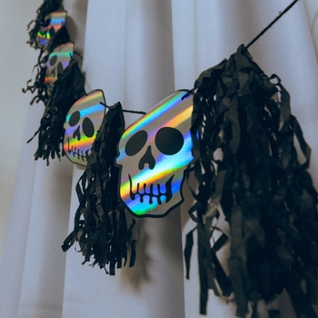 Гирлянда бумажная фигурная Yes! Fun Halloween Череп с кистью голографический, 3 м (801181) - Pampik - 3