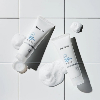 Пінка для вмивання Real Barrier Cream Cleansing Foam кремова 220 мл - Pampik - 2