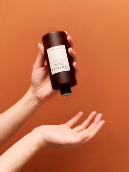 Тонер-эссенция для лица Skin1004 Madagascar Centella Probio-Cica Essnece Toner с пробиотиками 210 мл - Pampik - 6