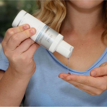 Очищувальна піна для обличчя Obagi Clenziderm M.D. Daily Care Foaming Clenser 118 мл (362032610115) - Pampik - 6