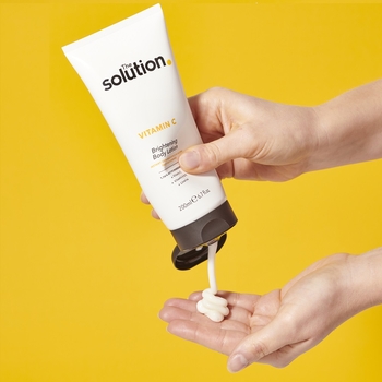 Лосьйон для тіла The Solution Vitamin C Brightening Body Lotion освітлювальний 200 мл - Pampik - 3