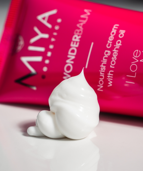 Поживний крем для обличчя з маслом троянди Miya Cosmetics My Wonder Balm I Love Me Face Cream 75 мл - Pampik - 6