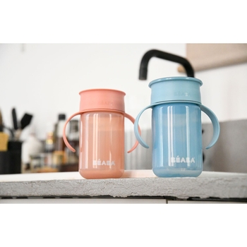 Поїльник-непроливайка Beaba 360°, блакитний, 340 мл (913572) - Pampik - 10