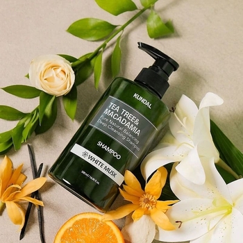 Шампунь для волос Kundal Tea Tree & Macadamia Deep Cleansing Shampoo White Musk против перхоти с ароматом белого мускуса натуральный, 500 мл - Pampik - 2