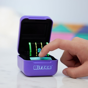 Інтерактивна іграшка Bitzee з віртуальними цифровими героями Мої чарівні піксельні улюбленці фіолетова (6067790) - Pampik - 5