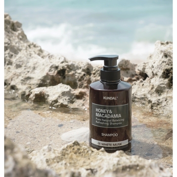 Шампунь для волосся Kundal Honey & Macadamia White Musk з ароматом білого мускусу натуральний, 500 мл - Pampik - 4