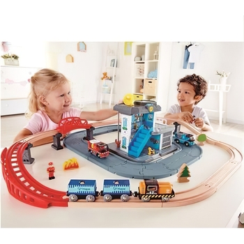 Игрушка железнодорожная Hape Штаб аварийной службы 55 элементов (E3736) - Pampik - 3