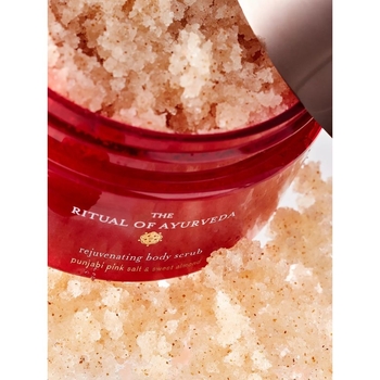 Солевой скраб для тела Rituals The Ritual Of Ayurveda Salt Body Scrub 300 г - Pampik - 5