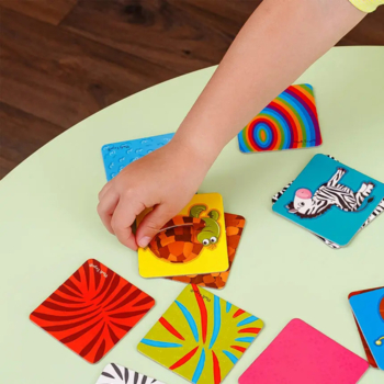 Игра настольная Vladi Toys Мини-розвивашка Чей бочок, украинский язык (VT1804-43) - Pampik - 4