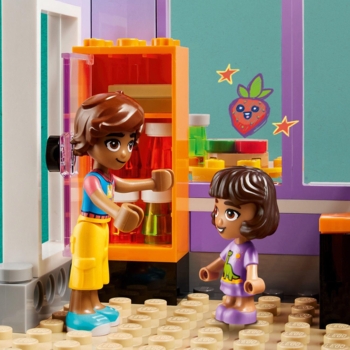 Конструктор LEGO Friends Хартлейк-Сіті. Громадська кухня, 695 деталей (41747) - Pampik - 6