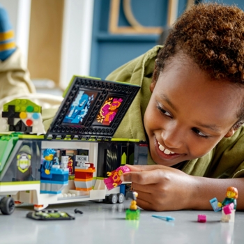 Конструктор LEGO City Вантажівка для ігрового турне, 344 деталей (60388) - Pampik - 3