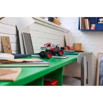 Конструктор LEGO Technic Monster Jam ThunderROARus Інерційний двигун, 232 деталі (42200) - Pampik - 7