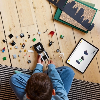 Конструктор LEGO Super Heroes Marvel Людина-павук проти маслкара Венома, 254 деталі (76309) - Pampik - 8