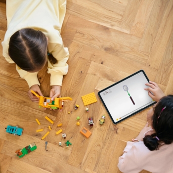 Конструктор LEGO Animal Crossing Садова крамниця і караван, що належать Leif, 263 деталі (77054) - Pampik - 14