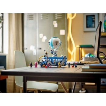 Конструктор LEGO Fortnite Battle Bus, 954 деталей (77073) - Pampik - 8