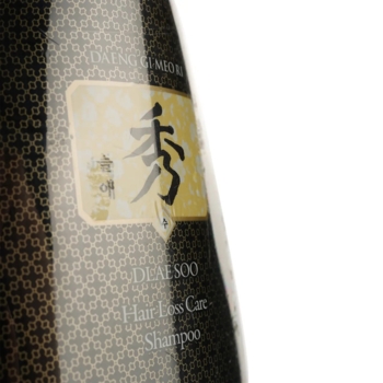 Шампунь Daeng Gi Meo RI Dlaе Soo Anti-Hair Loss Shampoo против выпадения волос, 400 мл - Pampik - 3