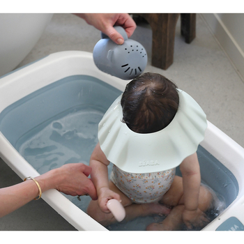 Ковшик для купания Beaba силиконовый, серый (920411) - Pampik - 10