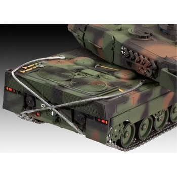 Збірна модель-копія Revell Танк Leopard 2 A6/A6M, рівень 4, масштаб 1:72, 168 деталей (RVL-03180) - Pampik - 3