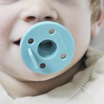 Пустушка силіконова 100% MinikOiOi Basics Аqua Green / Velvet Rose, 3 м+, 2 шт. (101030004) - Pampik - 5