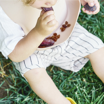 Нагрудник силиконовый MinikOiOi Basics Mellow Yellow (101020056) - Pampik - 3