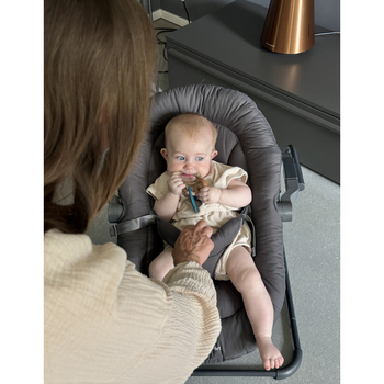 Крісло-баунсер Bebe Confort Timba Baby Mineral Graphite (2838153210) - Pampik - 6