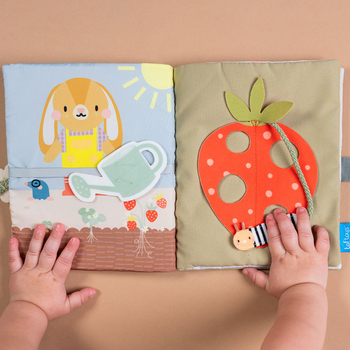 Розвивальна м'яка книжка Taf Toys Садочок у місті Бізібук зайченятка (13355) - Pampik - 7