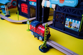 Ігровий набір Otamanko Трюкова залізниця Хоробрий паровозик, 222 деталі (532.02.32) - Pampik - 4