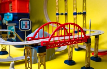 Ігровий набір Otamanko Трюкова залізниця Хоробрий паровозик, 222 деталі (532.02.32) - Pampik - 6