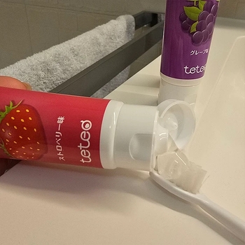 Детская лечебно-профилактическая зубная паста Combi 116419 со вкусом винограда, 30 г - Pampik - 4