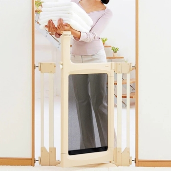 Захисний бар`єр для дверей Combi Hand Free 126685, бежевий (8161) - Pampik - 2