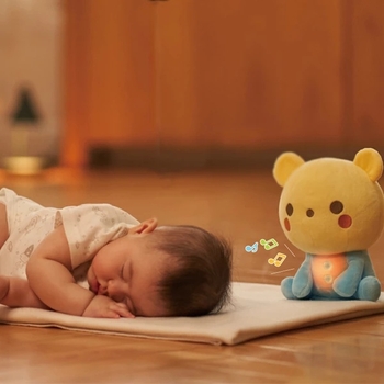 Мягкая музыкальная игрушка-ночник Combi Мишка 118782, желтый с голубым (36824) - Pampik - 3