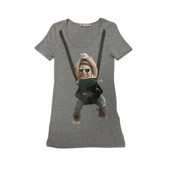 Футболка з коротким рукавом Queen Mum Дитина в слінгу, р.44, сірий (6115.6072/16381) - Pampik