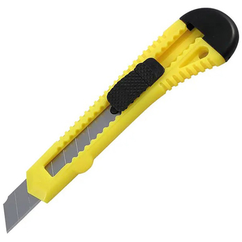 Ніж канцелярський Axent Delta з механічним фіксатором, жовтий (D6522-02) - Pampik