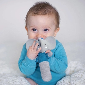 Мягкая погремушка-пищалка Tikiri 78103, синий (24958) - Pampik - 5