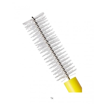 Дорожній набір по догляду за ротовою порожниною Curaprox Travel Set Yellow: Розкладна щітка CS5460 Ultra Soft + Зубна паста Be You, 10 мл + Йоржики, 2 шт. + Тревел-кейс - Pampik - 5