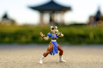 Машина металлическая Jada Уличный боец Mazda RX-7 с фигуркой Чан-ли, 1:24, синий (253255062) - Pampik - 14