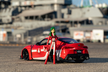 Машина металлическая Jada Роботех Тойота Супра с фигуркой Мирии Стерлинг, 1:24, красный (253255053) - Pampik - 10