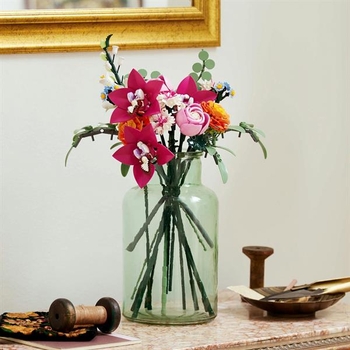 Конструктор LEGO Botanicals Милий рожевий букет квітів 749 деталей (10342) - Pampik - 10