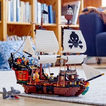 Конструктор LEGO Creator Піратський корабель 1262 деталі (31109) - Pampik - 4