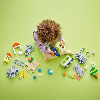 Конструктор LEGO DUPLO Town Інтерактивний пригодницький потяг 57 деталей (10427) - Pampik - 9