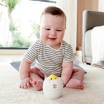 Развивающая игрушка Hape Цыпленок в яйце (E0073) - Pampik - 4